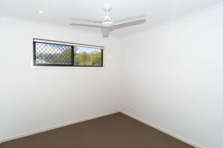 4 Bedroom Family Home located in Springfield Rise - 4 Bedrooms - Photo 2