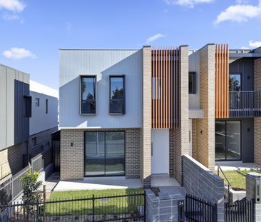 34 Willowdale Drive, Leppington NSW 2179 - House For Rent | Domain - Photo 4