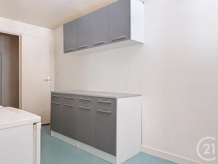 Location Appartement 4 pièces 79m² TROYES 10000 - Photo 4