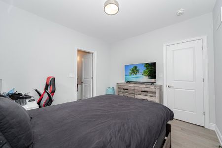 For Lease - 37 Periwinkle Road, Springwater, Ontario - Photo 5