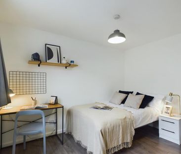 1 bedroom in a house share to rent - Photo 5