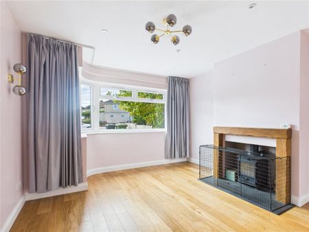 3 bedroom semi-detached house to rent - Photo 3