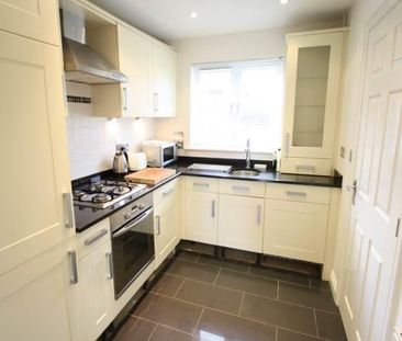 2 bedroom semi-detached house to rent - Photo 3