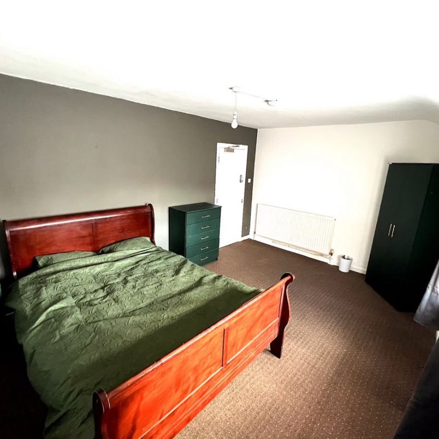Room in a Shared House, Gordon Road, B17 - Photo 1