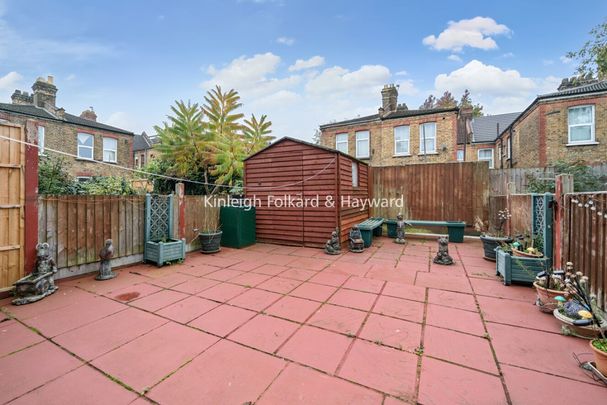 Kettlebaston Road, London, E10 - Photo 1