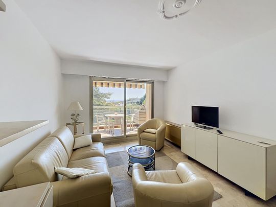 Location Appartement 2 pièces 49m² NICE 06100 - Photo 1