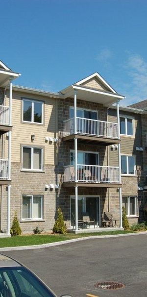 Grand 4 1/2 à louer à St-Hyacinthe - Photo 1