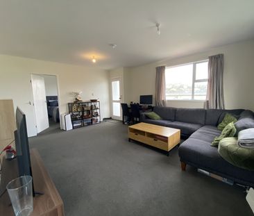 2/12 Stewart Drive, Newlands - Photo 2