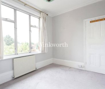 3 bedroom end of terrace house to rent - Photo 3