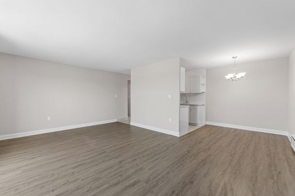 For Lease - 1055 Victoria Park Avenue Unit# 501, Toronto, Ontario - Photo 1