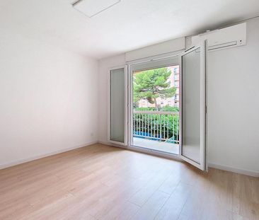 Location Appartement 3 pièces 62m² PERPIGNAN 66000 - Photo 5