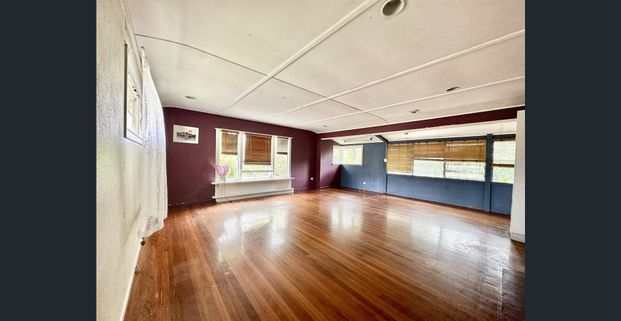 GREAT LOCATION - Photo 1