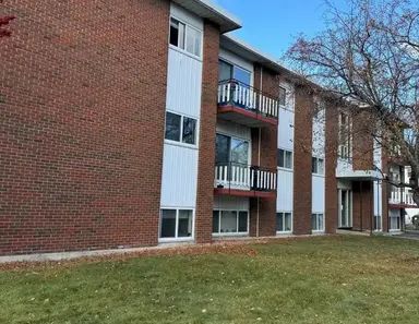 Vista on 78th | 10820 78 Avenue Northwest, Edmonton - Photo 1