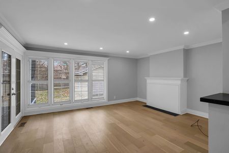 For Lease - 379 Grosvenor Street, London East, Ontario - Photo 2