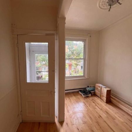 5156 Érables, Appartement 3.5 lumineux dans le Plateau - Photo 3