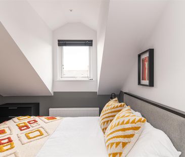 Westbourne Avenue, Gateshead, Tyne and Wear - Photo 5