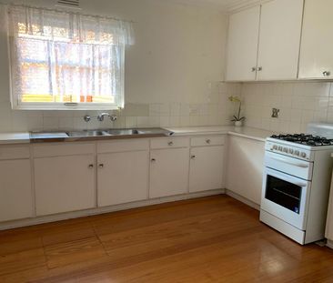 4/26 Leslie Road, Essendon VIC 3040 - Photo 5