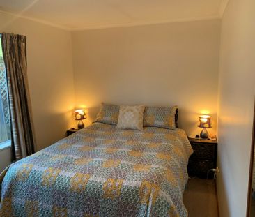 Sun, space and convenience - Photo 1