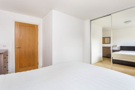 1 bedroom apartment to rent Blake House, Gunwharf Quays - Photo 2
