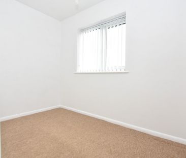 2 bedroom House To Let - Photo 2