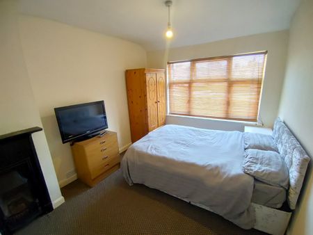 3 Bed Terraced House, Walmer Grove, B23 - Photo 4