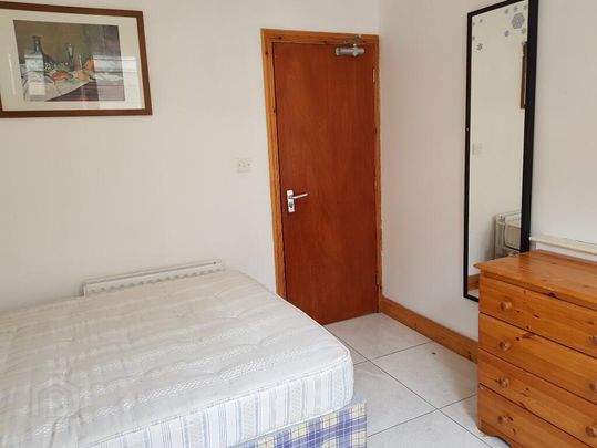 32 Eblana Street, Botanic, Belfast, BT7 1JY - Photo 1