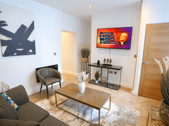 1 bedroom flat to rent - Photo 1