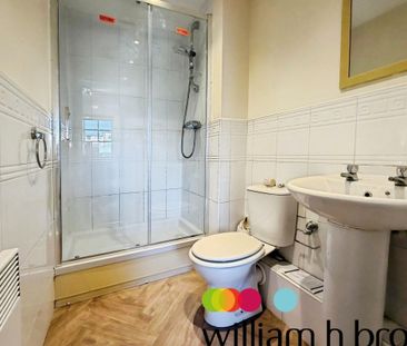 Albany Gardens - Photo 2