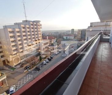 Apartament de 3 camere, 73 mp, terasa, pet friendly, zona Ultracentrala - Fotografie 4