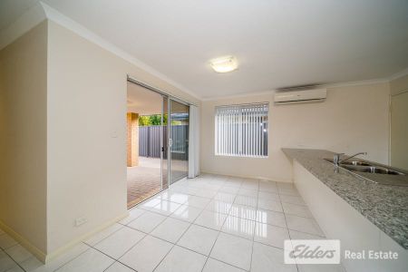 Convenient Location - Photo 4