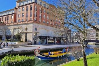 Apartamento T2 no Centro comercial Fórum