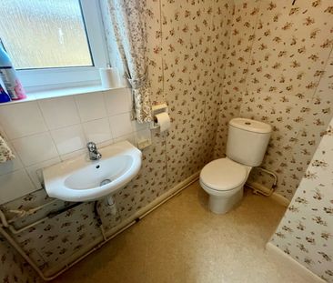 Atherstone Avenue, Peterborough PE3 9UJ - Photo 1