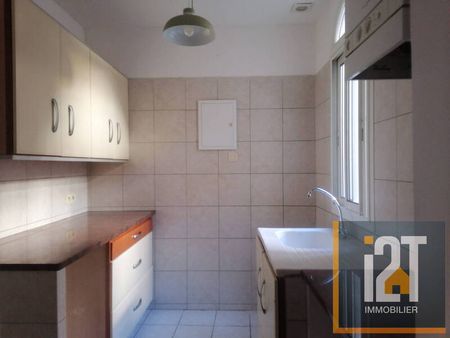 Appartement à louer - Nîmes 2 pièces de 53.1 m² - Photo 3