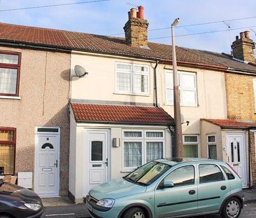 2 bedroom terraced house to rent - Photo 3