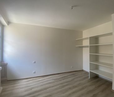 Location Appartement 2 pièces 53m² ST SEVER 40500 - Photo 2