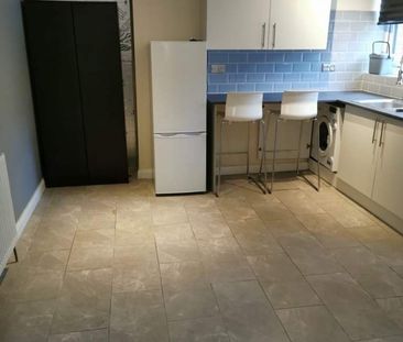 Room in a Shared Flat, Manchester Road, RG1 - Photo 1