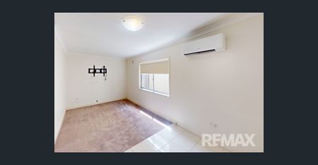 Tidy Central Home - Photo 3