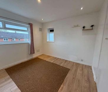 Barchester Avenue, Bolton, BL2 - Photo 2