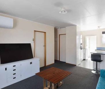 CITY CENTRE - 2 BEDROOMS - Photo 2