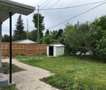 For Lease - 2555 Iris Street Unit# B, Parkway Park - Queensway Terr... - Photo 1