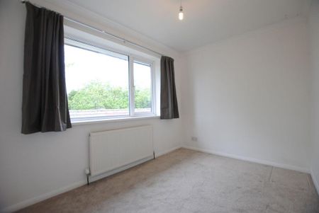 2 bedroom detached house to rent - Photo 4
