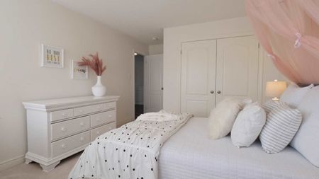 For Lease - 18 Bruce Cameron Drive, Clarington, Ontario - Photo 2