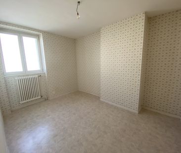 Location Appartement 3 pièces 61m² LE CREUSOT 71200 - Photo 4