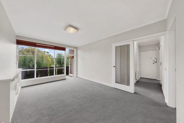 15/32 Ormond Road, Elwood VIC 3184 - Apartment For Rent | Domain - Photo 1