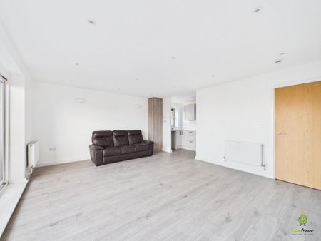 2 bedroom flat to rent - Photo 4