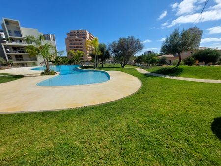 Apartamento T2 para Arrendamento Anual na Praia da Rocha - Photo 2