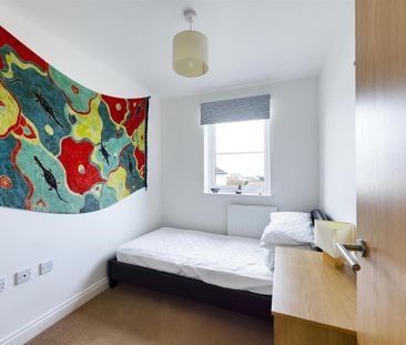 3 bedroom terraced house to rent - Photo 6