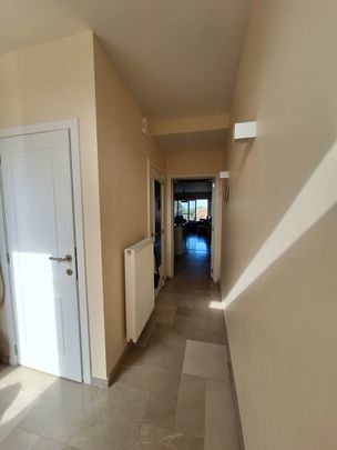 Woning in centrum Dilbeek met 2 slaapkamers en tuin - Photo 1