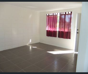 Two Bedroom Central Ballina Unit - Photo 4