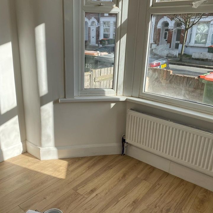 2 Bed Flat, Manor Park, E12 - Photo 1